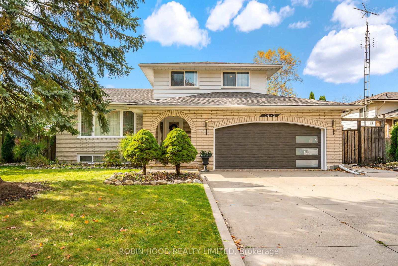 2485-woodfield-avenue-niagara-falls-ontario-x12464501