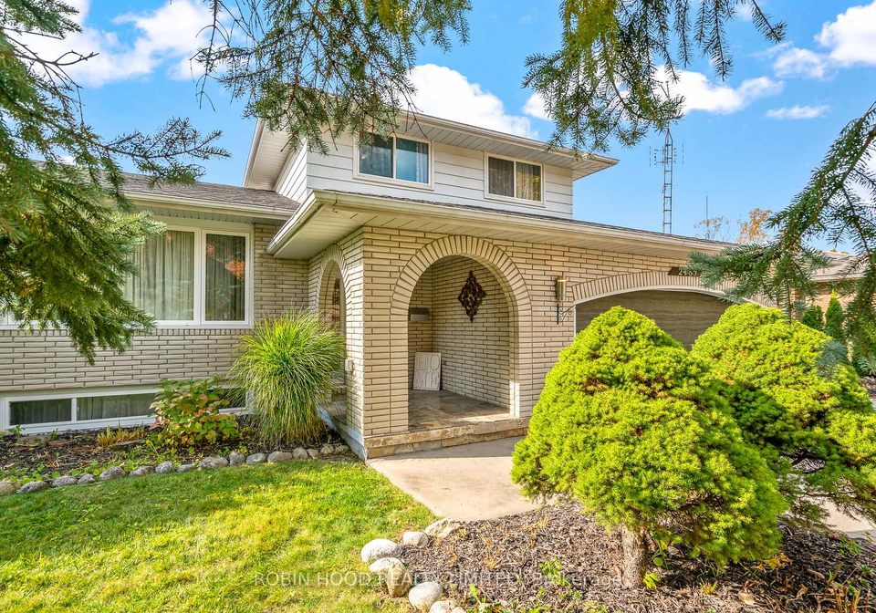2485-woodfield-avenue-niagara-falls-ontario-x12464501