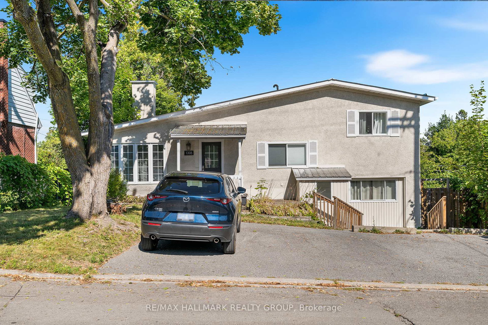 1305-dorchester-avenue-ottawa-ontario-x12464508