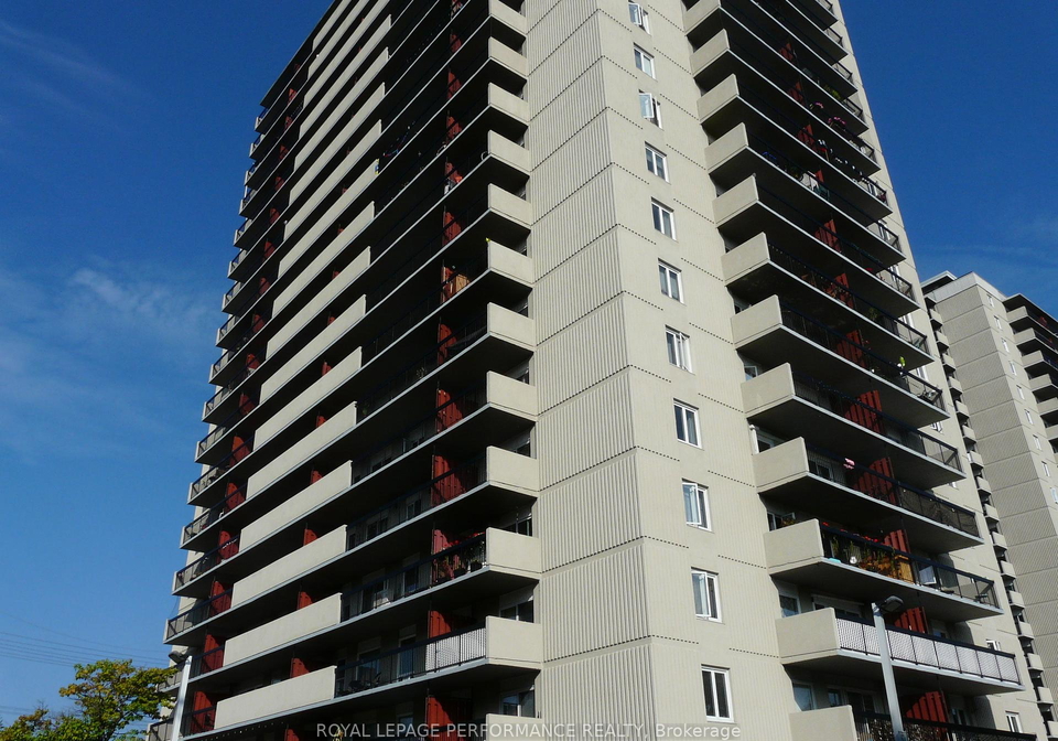 158c-mcarthur-avenue-ottawa-ontario-x12464721