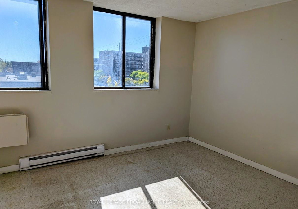328-aylmer-street-n-peterborough-ontario-x12464845