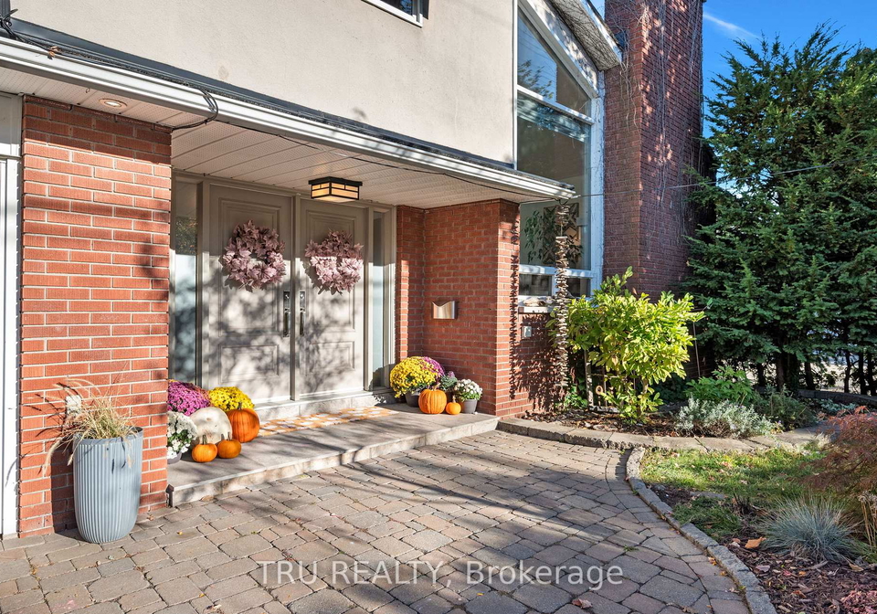 189-st-laurent-boulevard-ottawa-ontario-x12464874