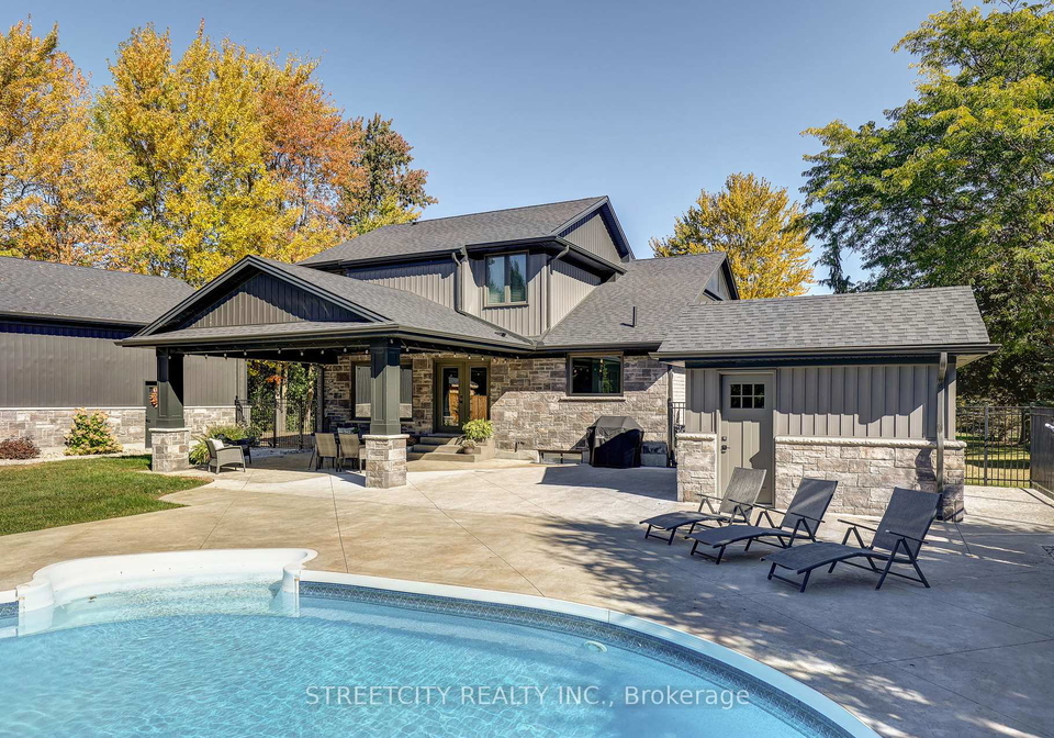 10425-talbotville-gore-road-southwold-ontario-x12464937