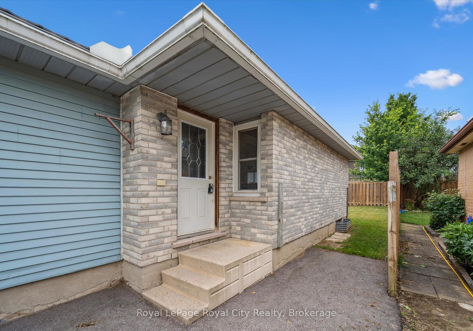 289-strathallan-street-centre-wellington-ontario-x12464991