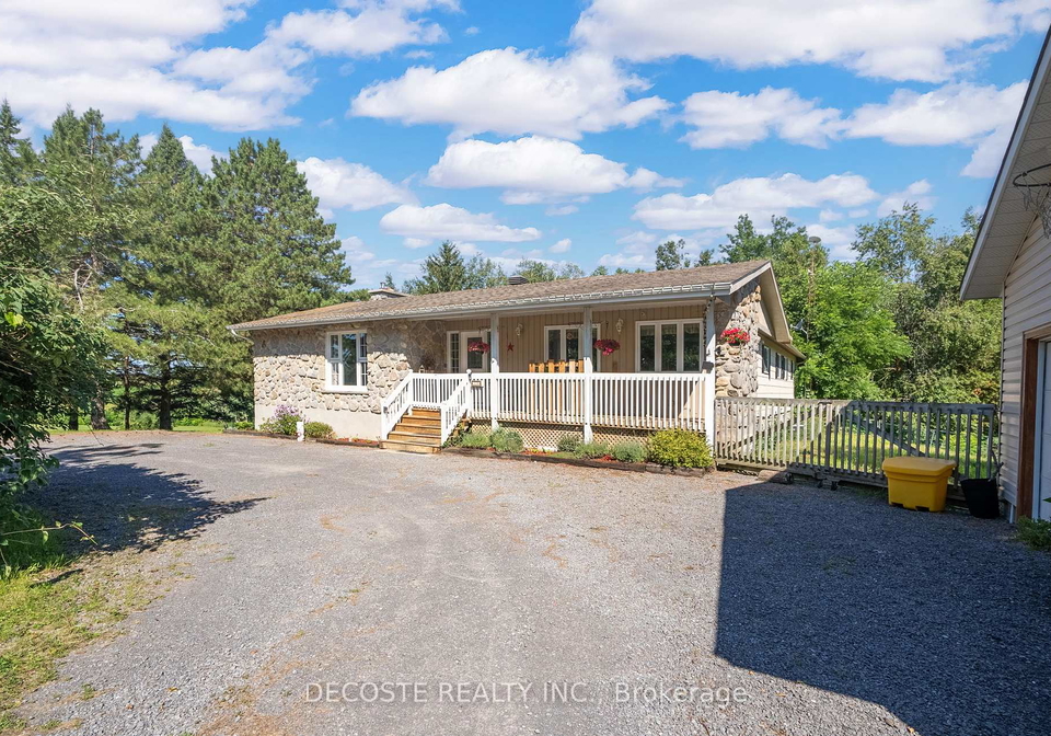 21275-mccormick-road-north-glengarry-ontario-x12465090