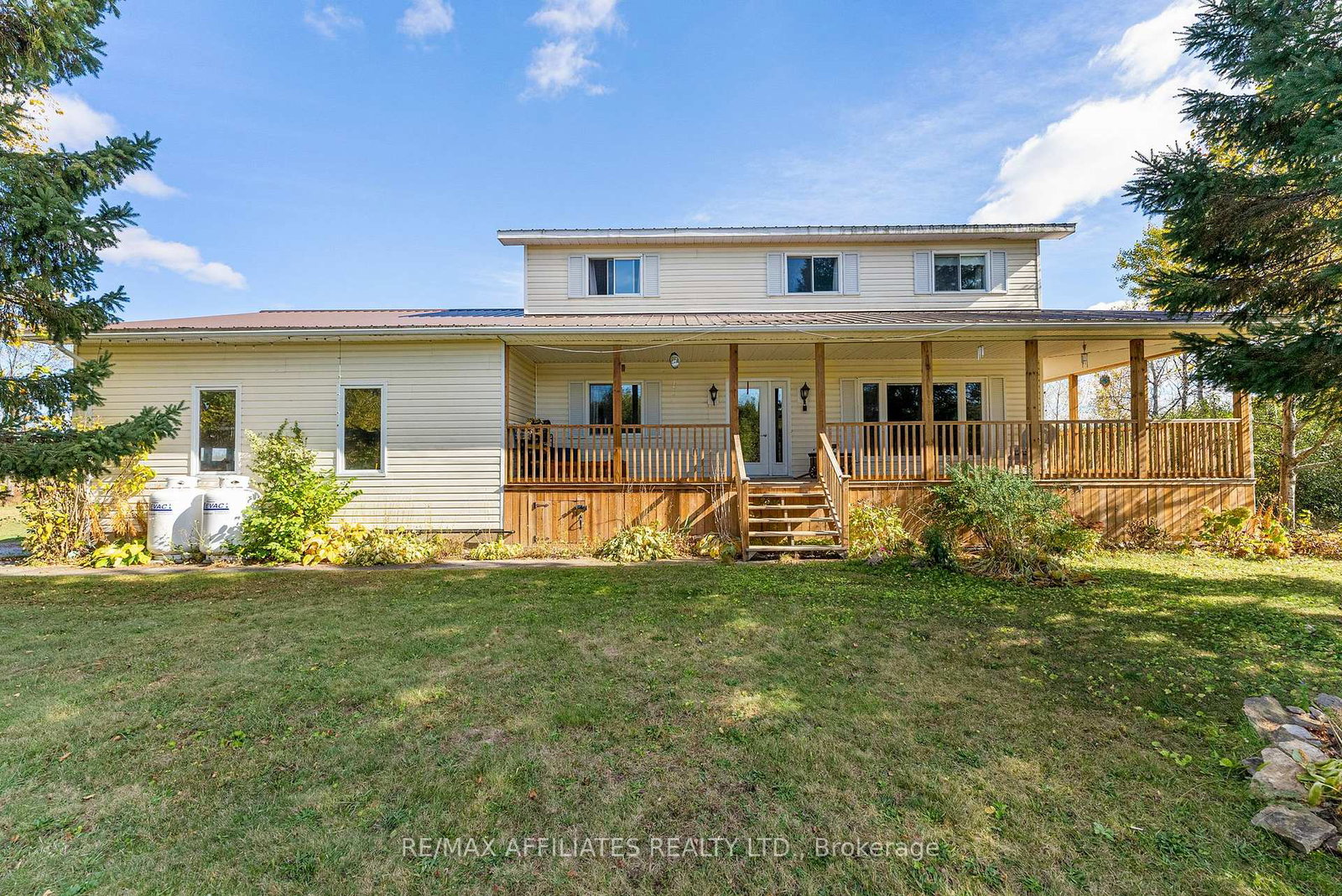 817-code-drive-montague-ontario-x12465137