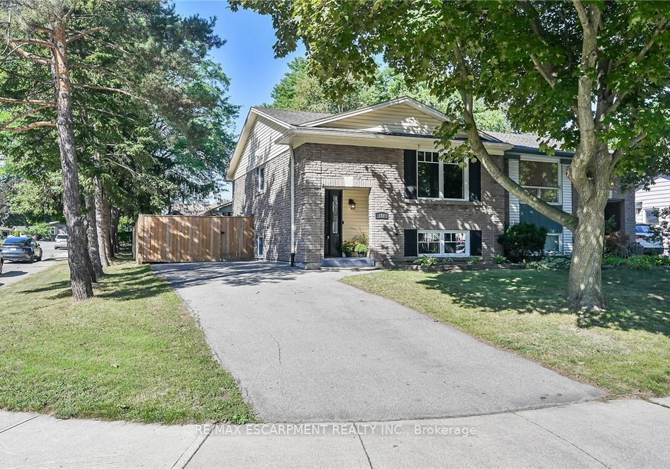 158-wendover-drive-hamilton-ontario-x12465518