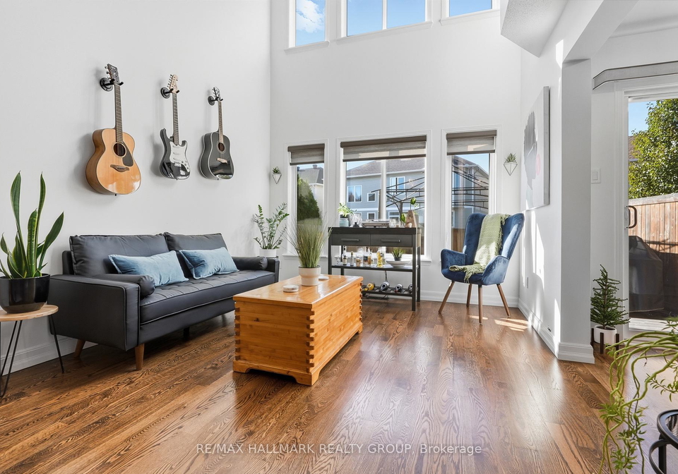 2044-bergamot-circle-ottawa-ontario-x12465647