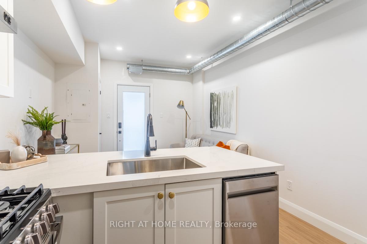 115-catharine-street-n-hamilton-ontario-x12465654