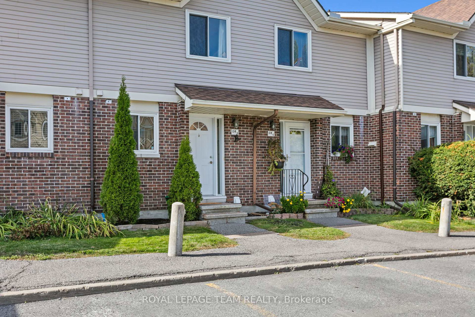 114-valley-stream-drive-ottawa-ontario-x12465696