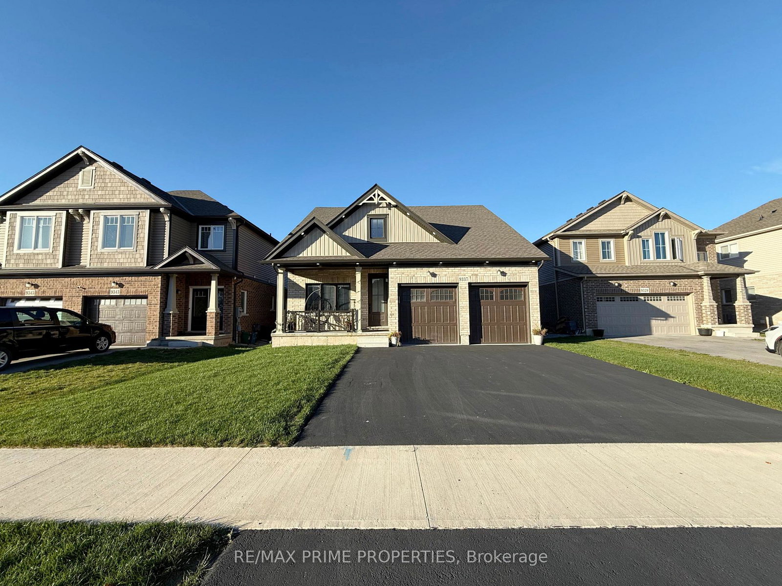 9337-white-oak-avenue-niagara-falls-ontario-x12465822
