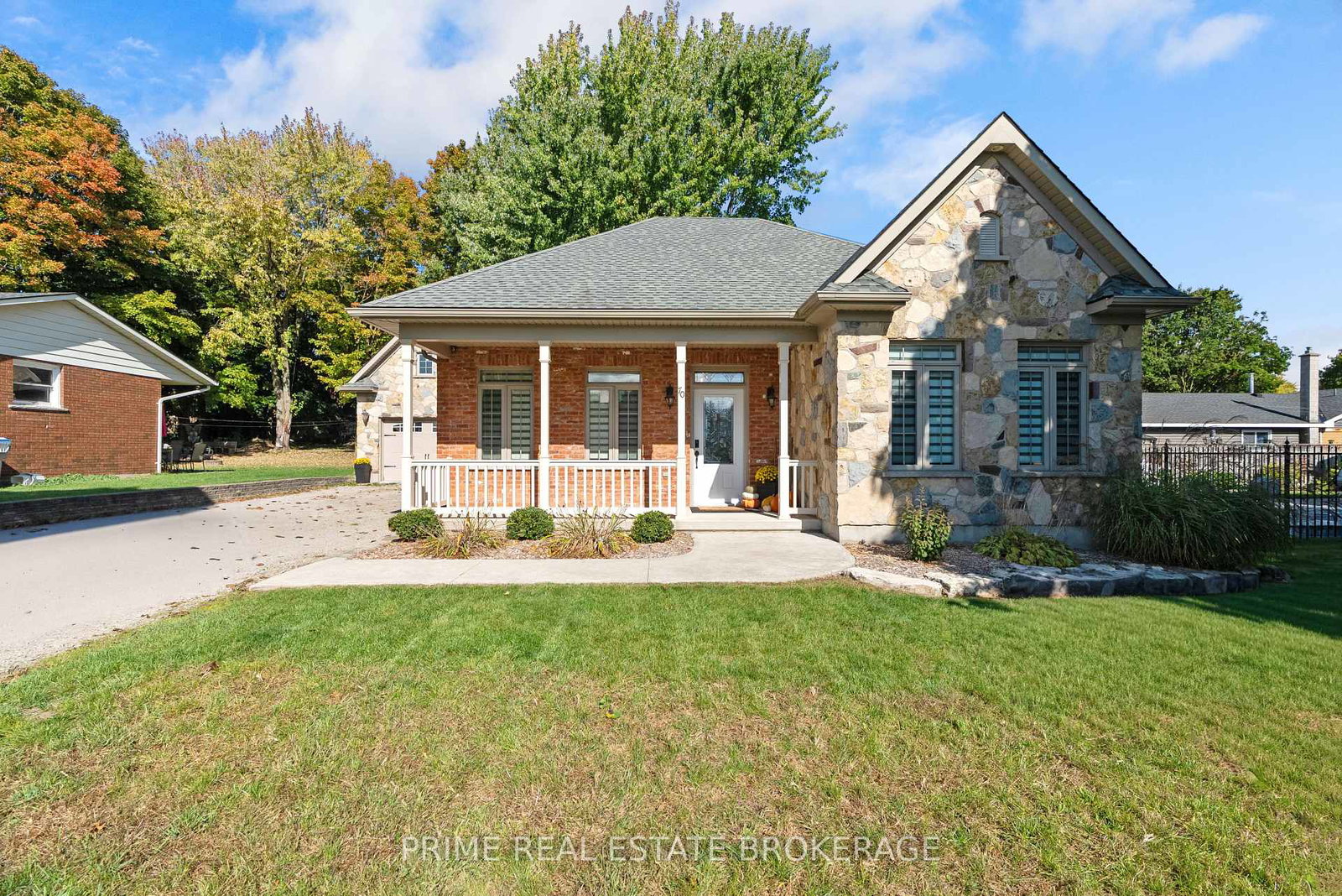 70-brantford-street-huron-east-ontario-x12465841