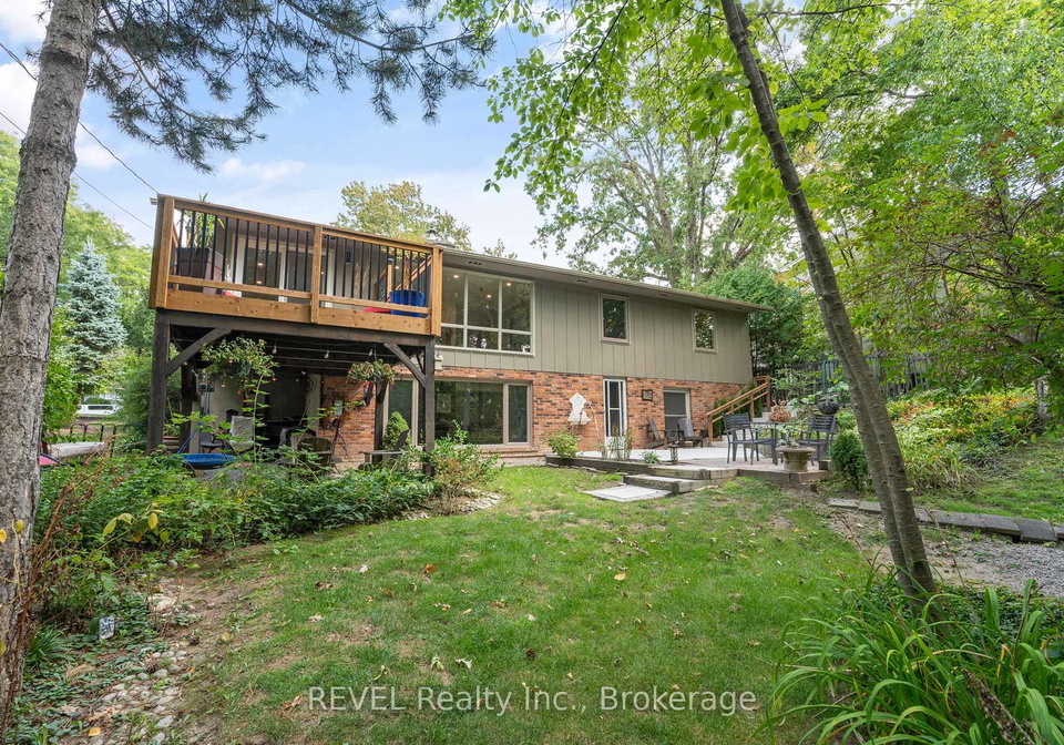 10-woodington-crescent-st-catharines-ontario-x12465964