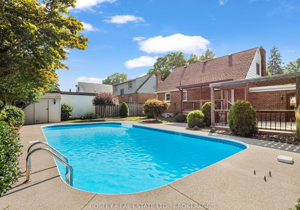 10-cameron-road-st-catharines-ontario-x12466005