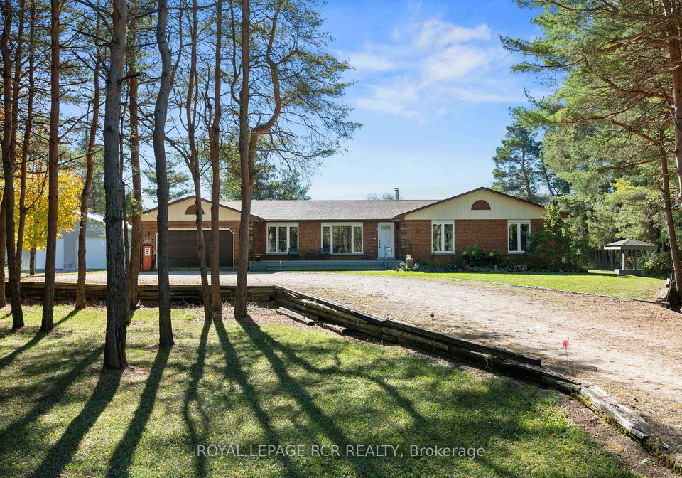 736242-west-back-line-chatsworth-ontario-x12466181