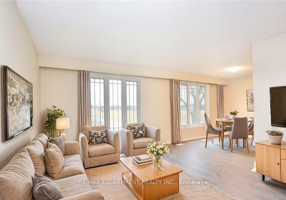 45-edwina-place-hamilton-ontario-x12466358