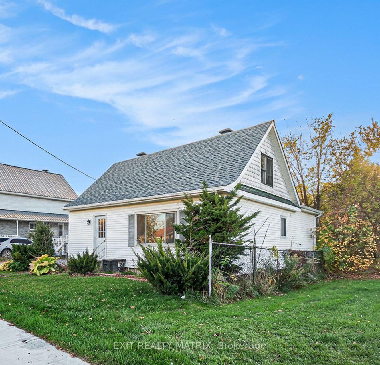 3498-sarsfield-road-ottawa-ontario-x12466520