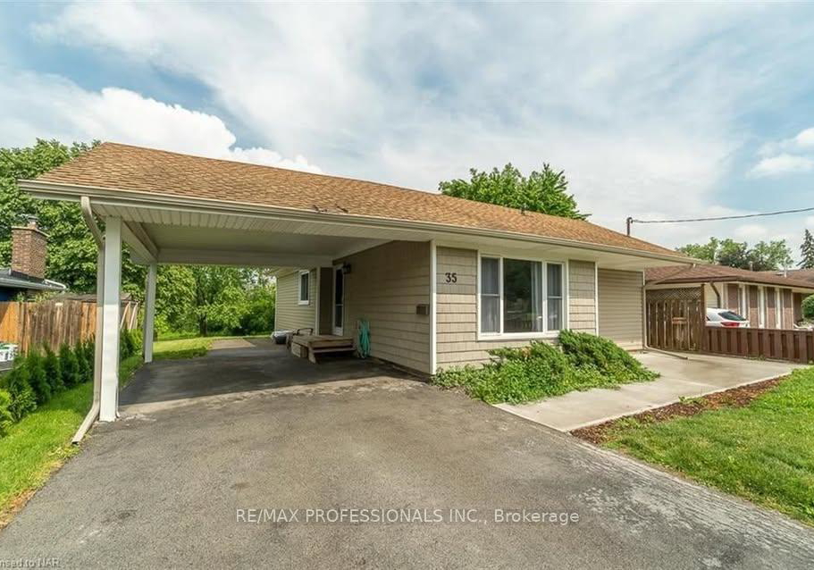 35-carriage-road-st-catharines-ontario-x12466601