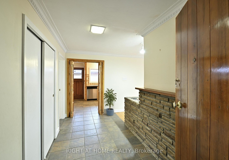 356-summit-avenue-ottawa-ontario-x12466957