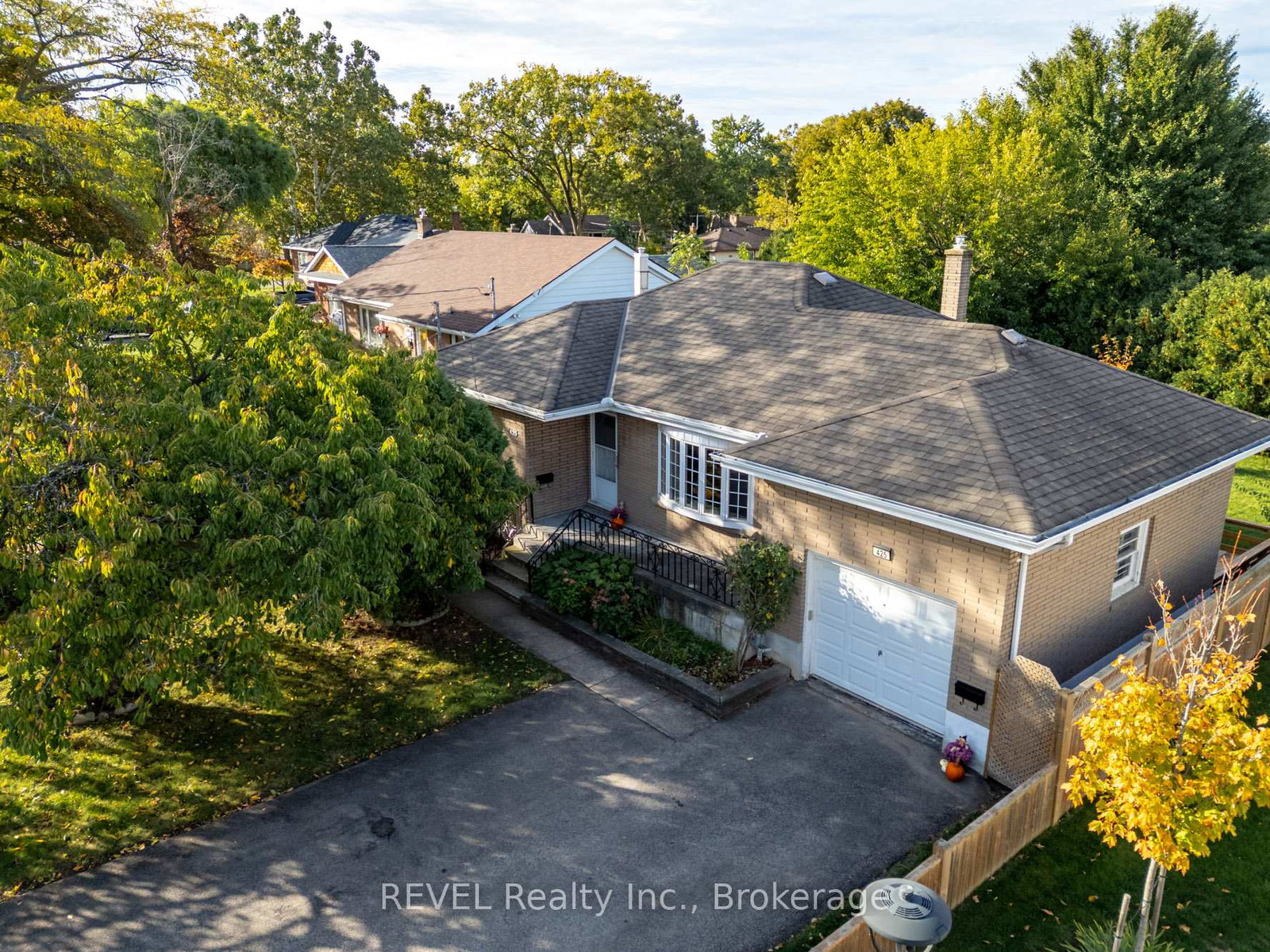425-geneva-street-st-catharines-ontario-x12467355