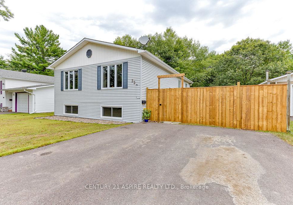 35-a-east-street-petawawa-ontario-x12467437