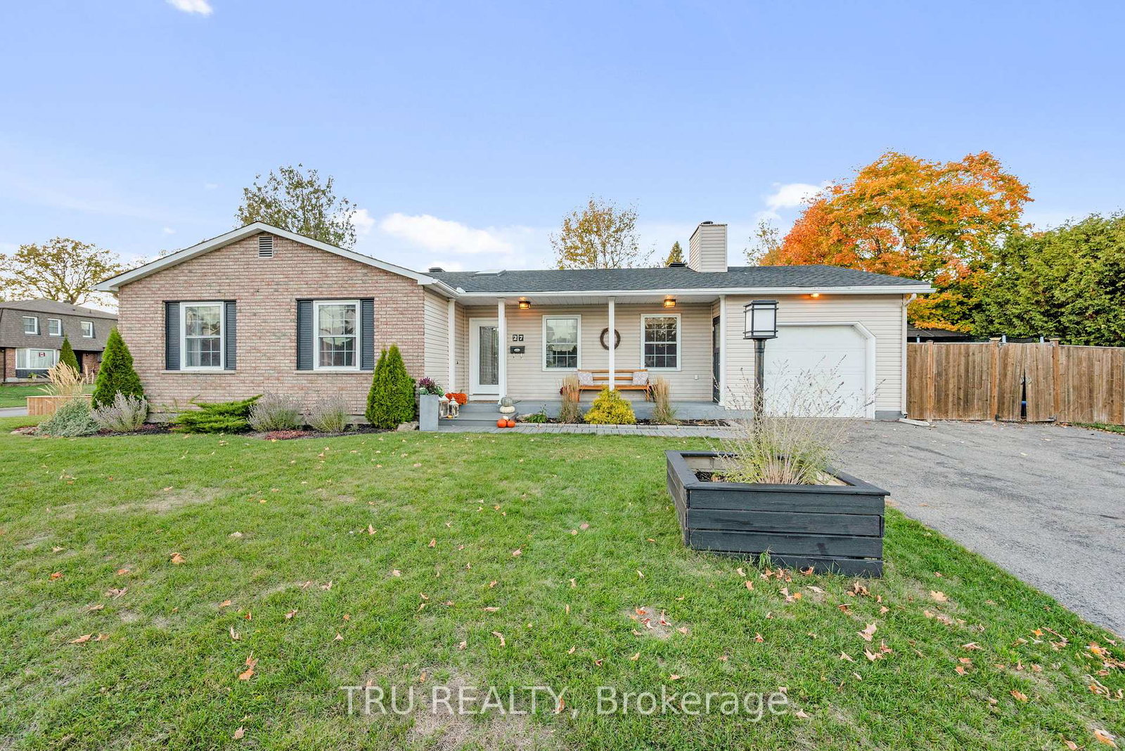27-duncan-street-carleton-place-ontario-x12467457