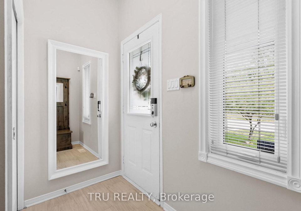 2023-avenue-o-ottawa-ontario-x12467471