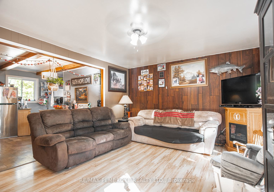 1822-ruby-road-bonnechere-valley-ontario-x12467572