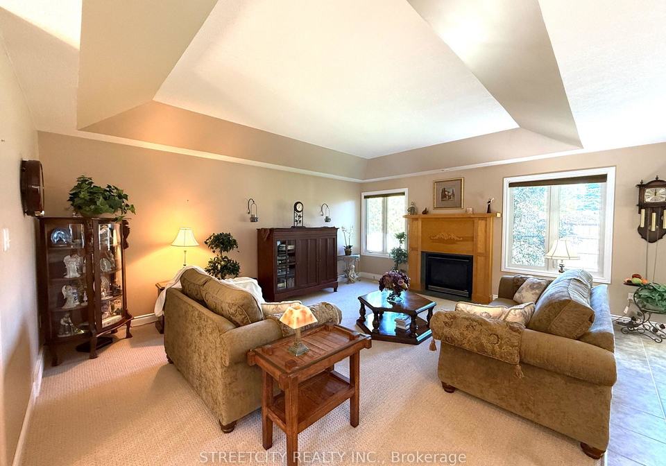 126-stathis-boulevard-sarnia-ontario-x12467682