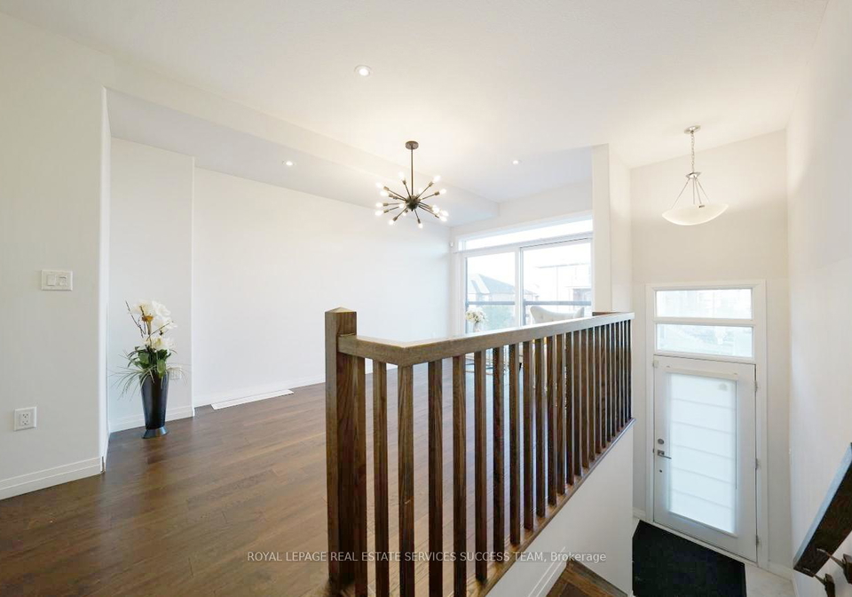 51-soho-street-hamilton-ontario-x12467926