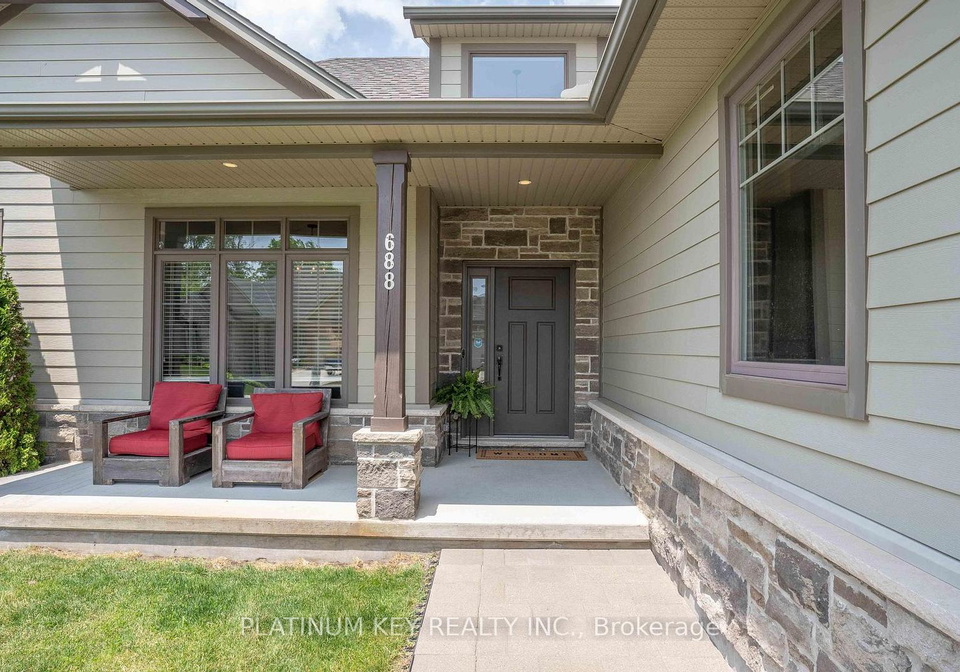 668-woods-edge-road-strathroy-caradoc-ontario-x12467979