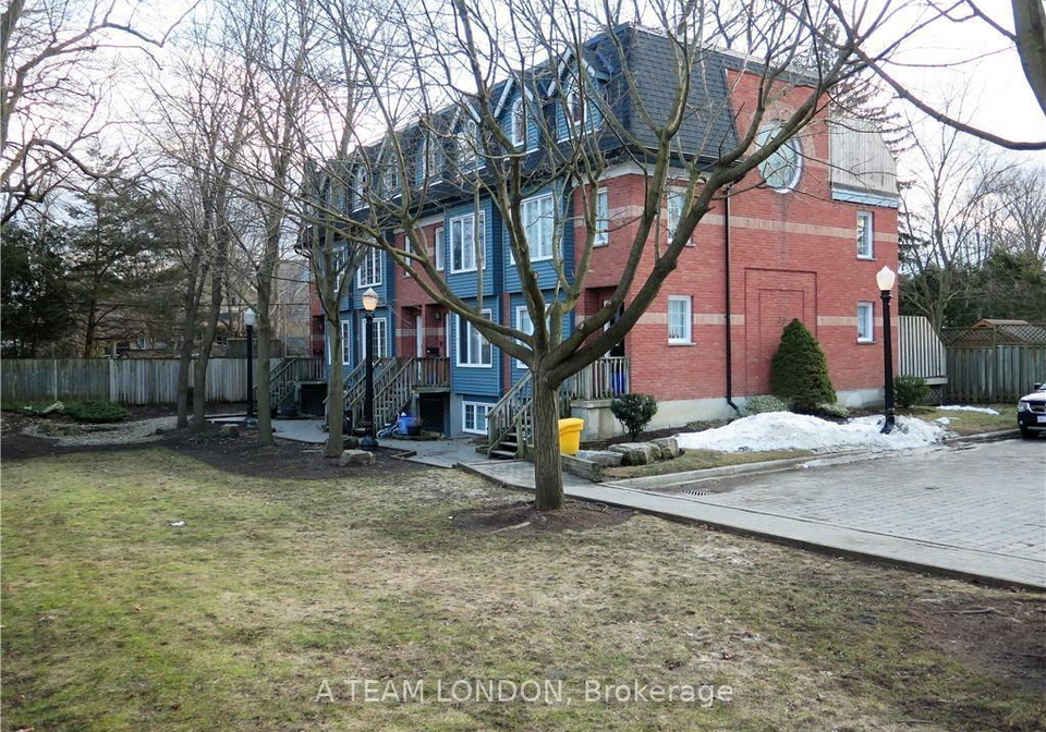 39-regina-street-london-east-ontario-x12468174