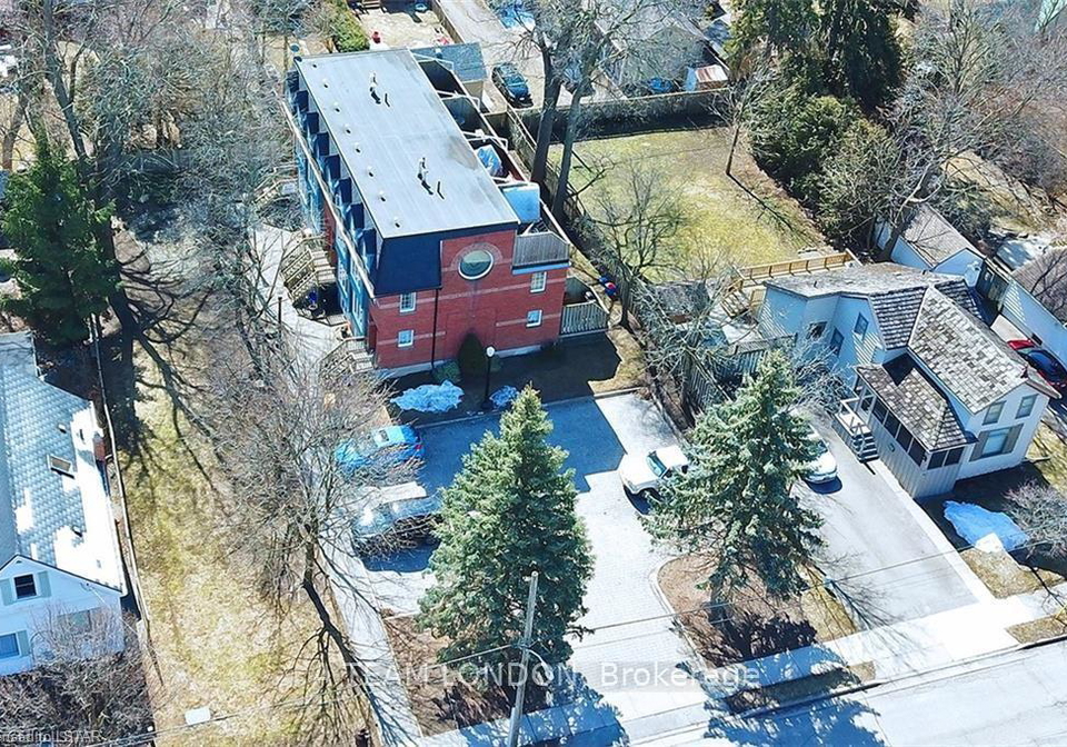 39-regina-street-london-east-ontario-x12468174