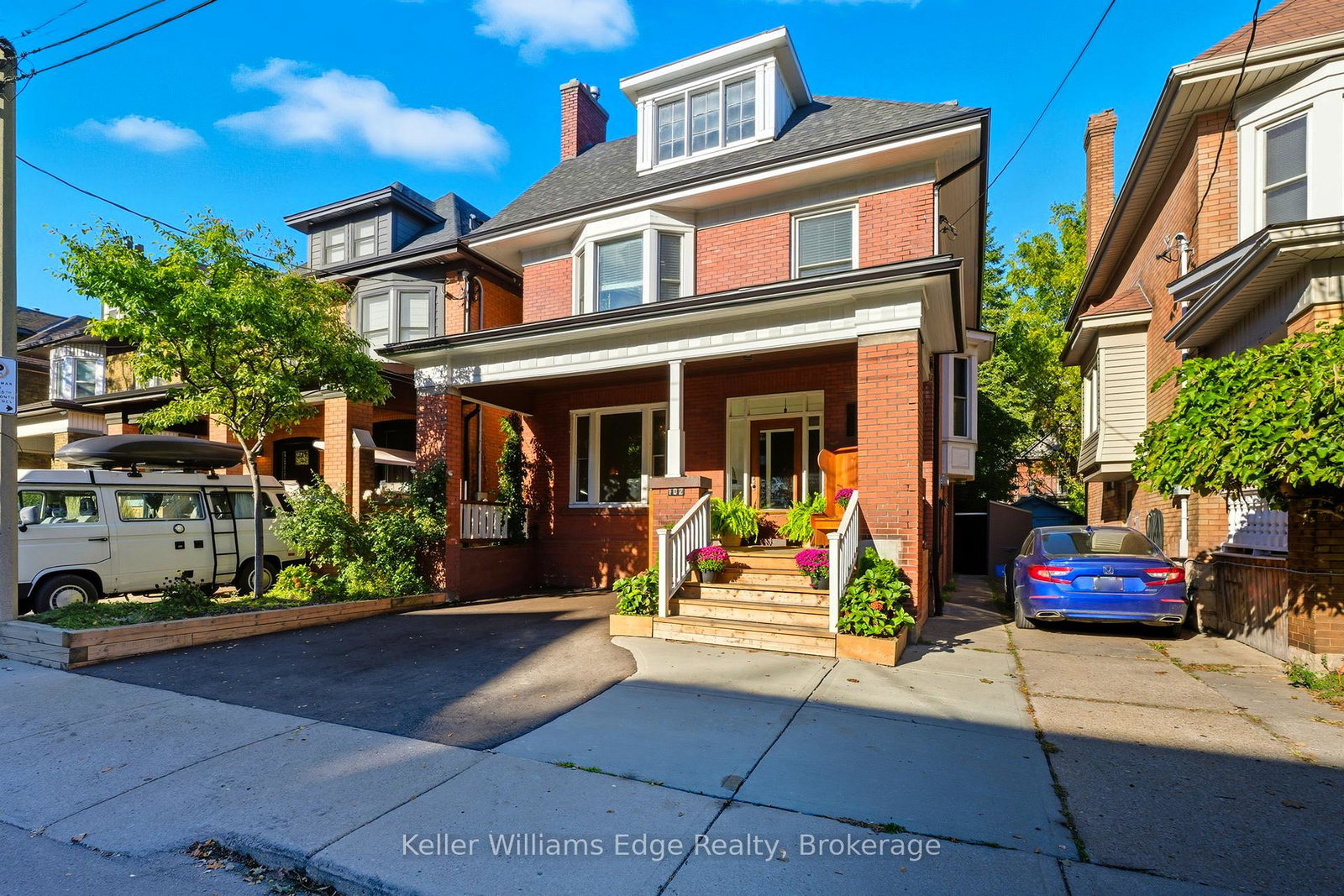 102-spadina-avenue-hamilton-ontario-x12468244