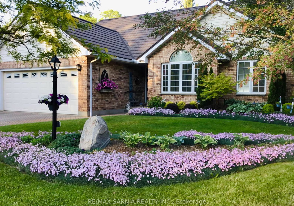 35-frances-street-lambton-shores-ontario-x12468274