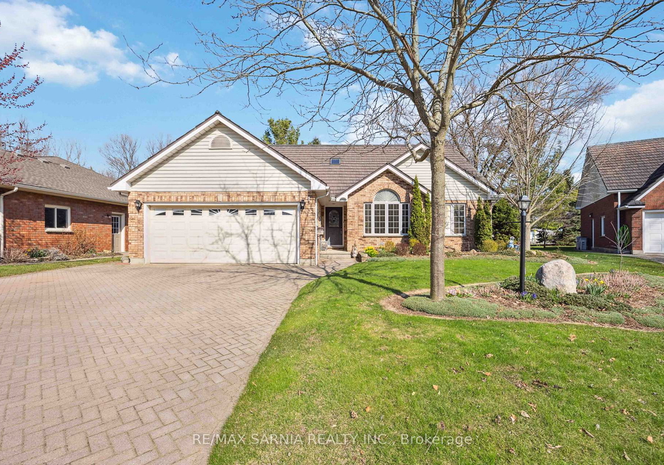 35-frances-street-lambton-shores-ontario-x12468274