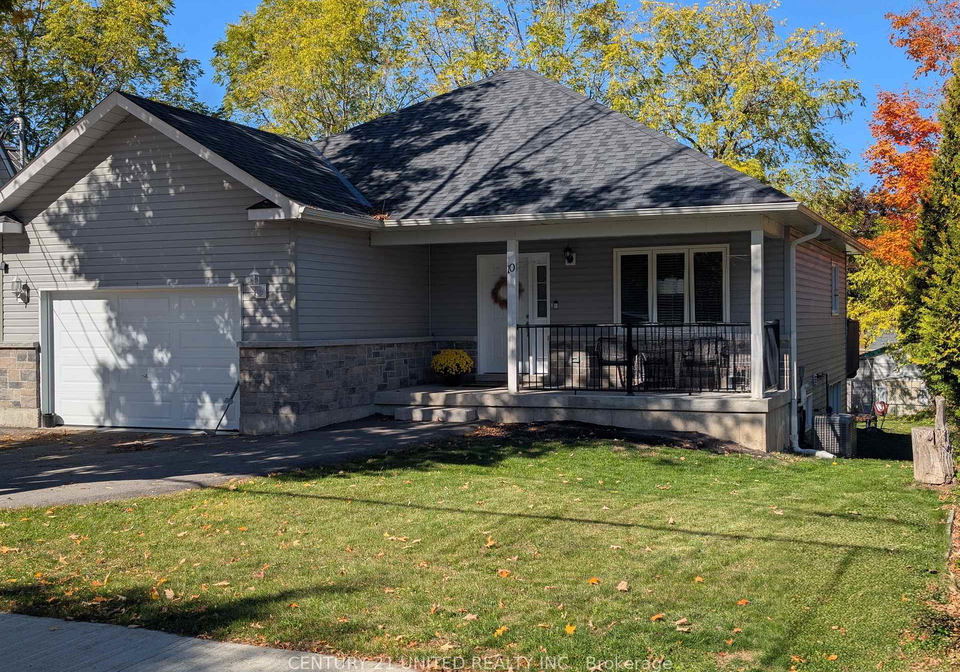 10-william-street-selwyn-ontario-x12468278
