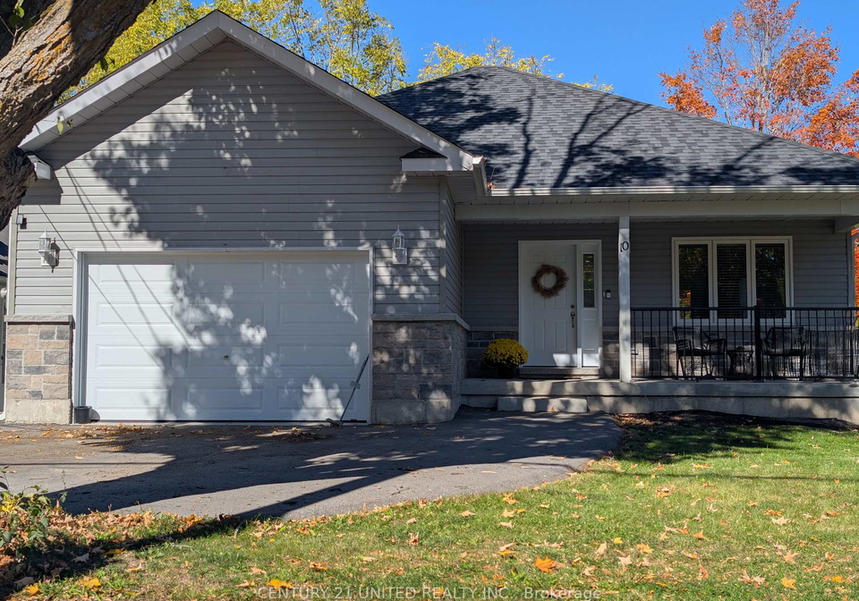 10-william-street-selwyn-ontario-x12468278