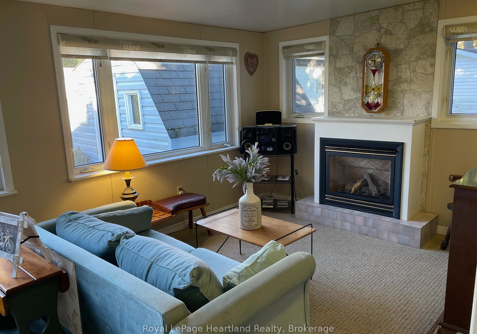 10-cree-lane-ashfield-colborne-wawanosh-ontario-x12468508
