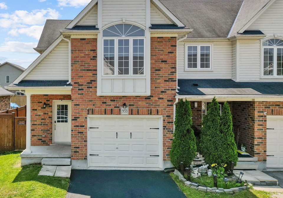 953-silverfox-crescent-london-north-ontario-x12468597