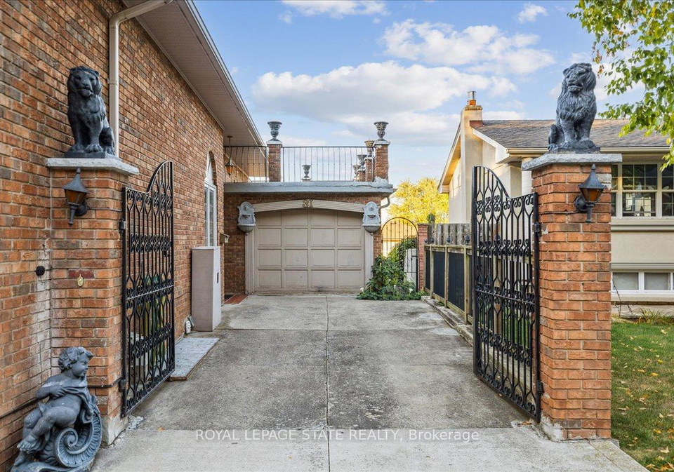 31-palm-court-hamilton-ontario-x12468670