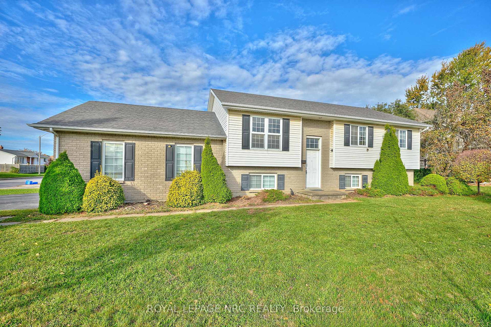 4431-montrose-road-niagara-falls-ontario-x12468698