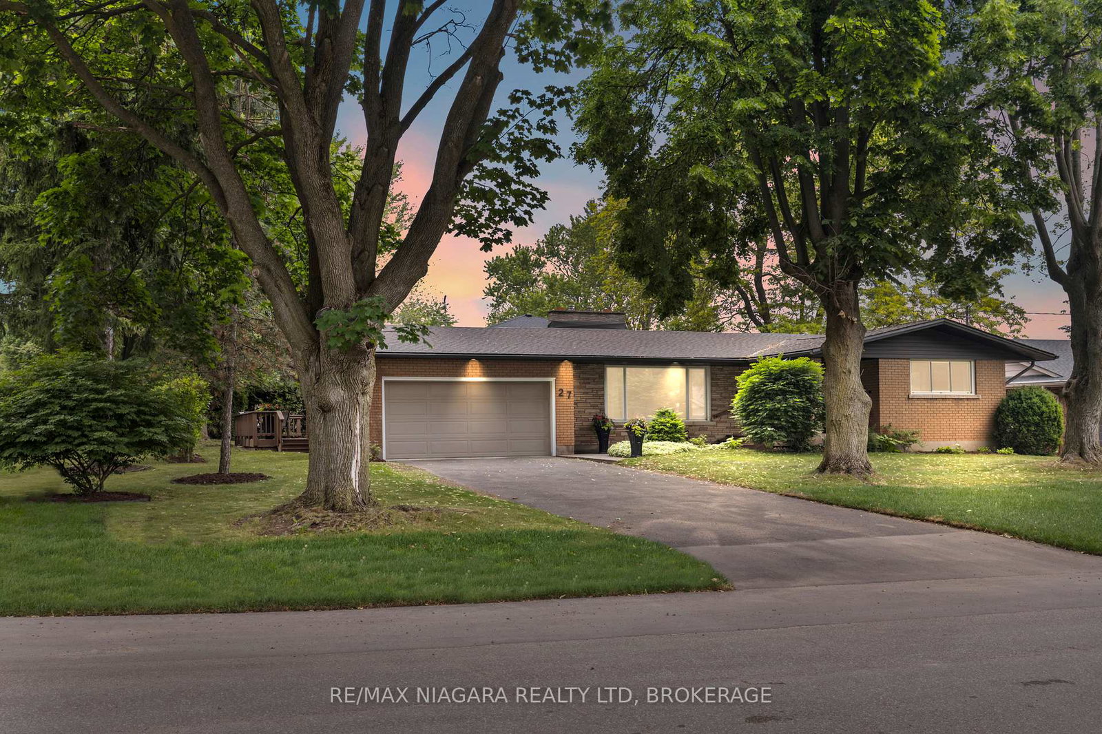 27-daleview-crescent-pelham-ontario-x12468748