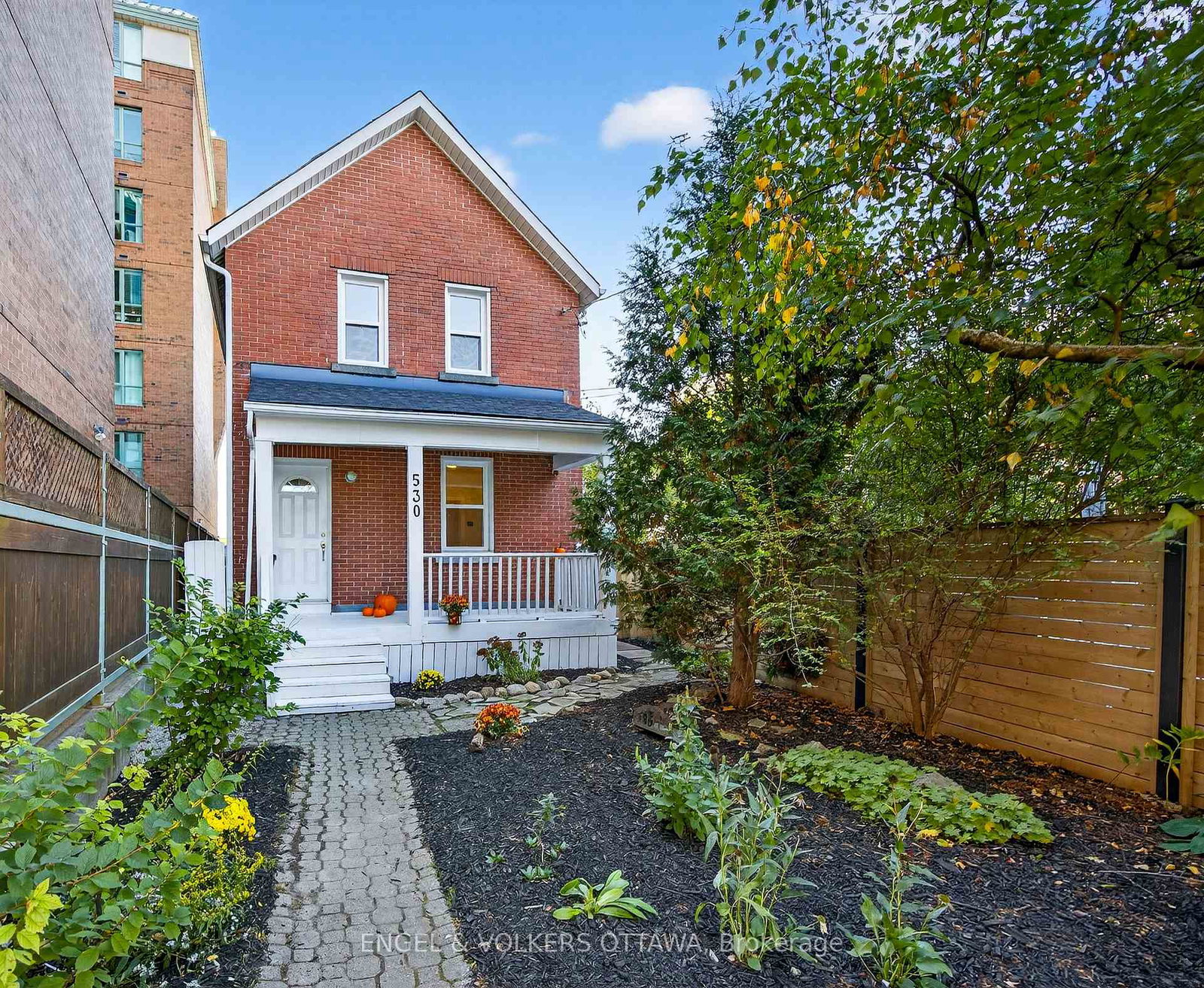 530-cambridge-street-s-ottawa-ontario-x12468749