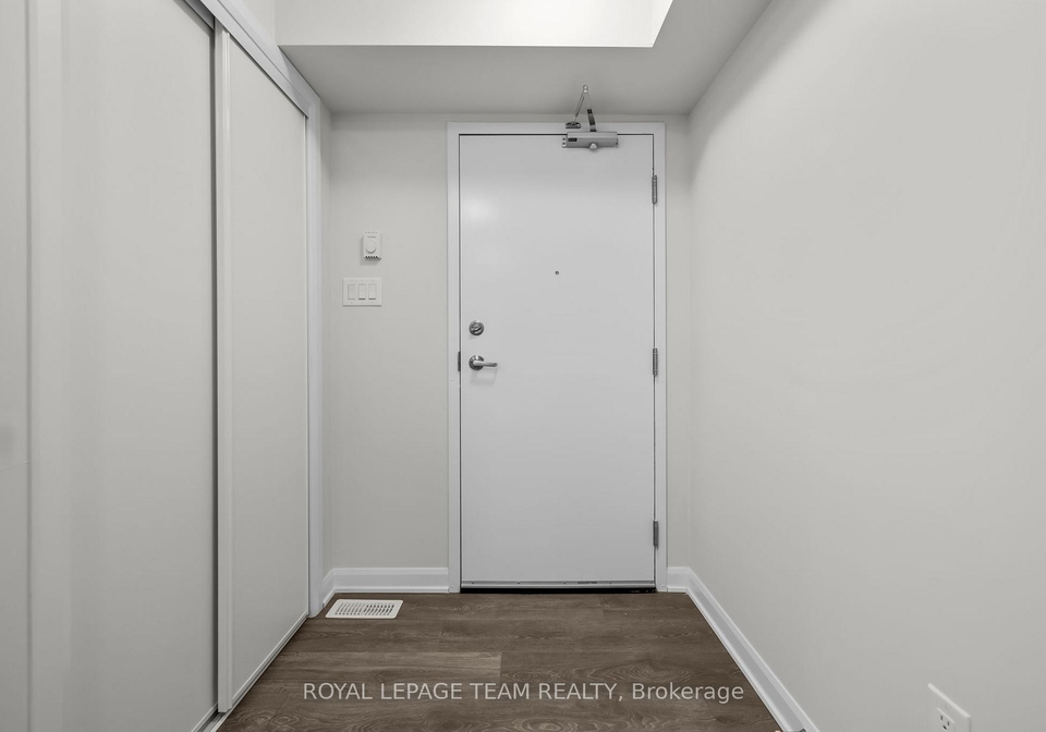 931-creekway-private-kanata-ontario-x12468904