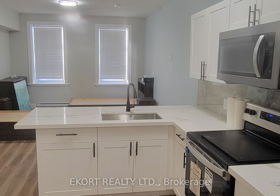 254-main-street-prince-edward-county-ontario-x12468990