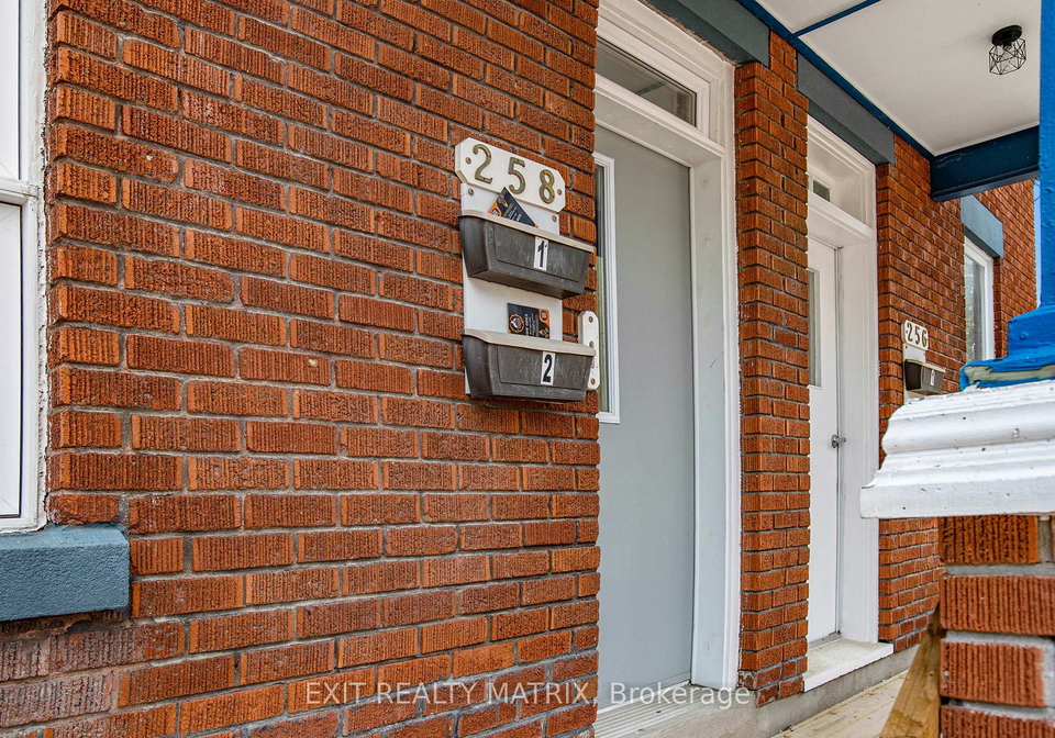 258-park-street-ottawa-ontario-x12469002