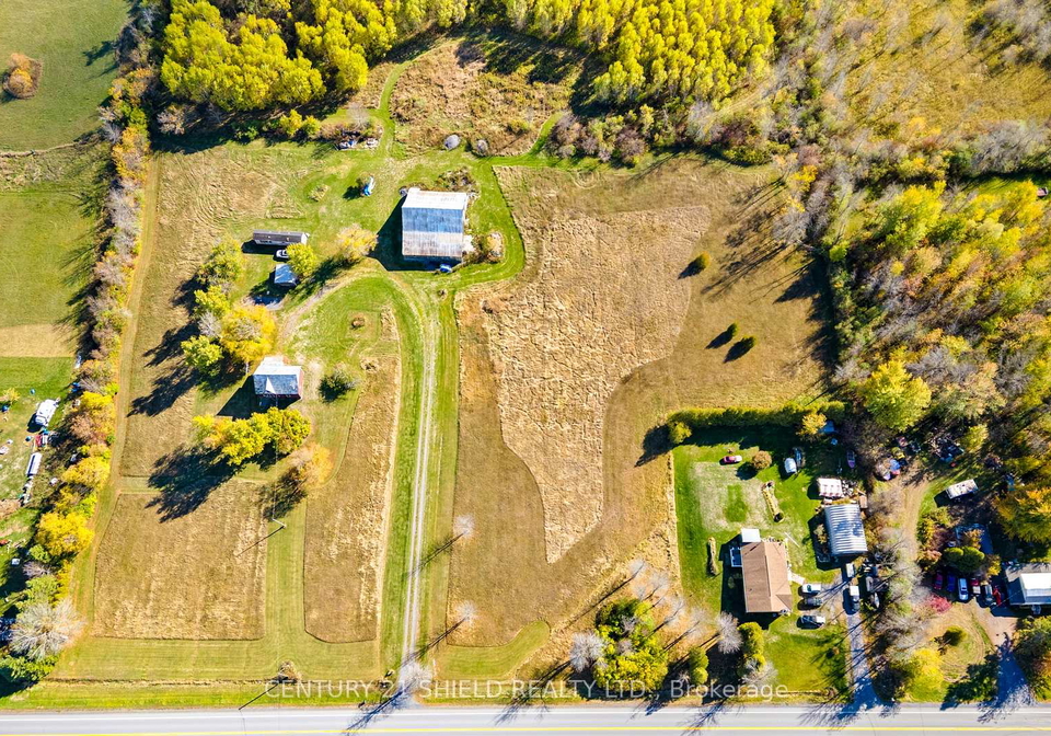 14244-county-road-18-south-stormont-ontario-x12469060