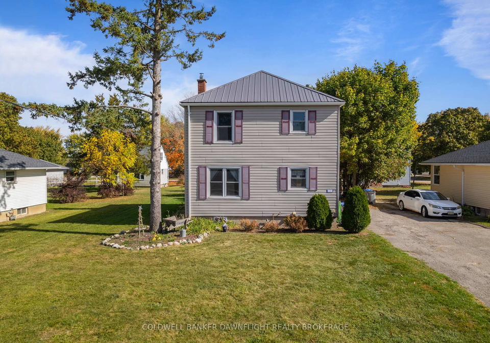 106-kensington-crescent-south-huron-ontario-x12469100
