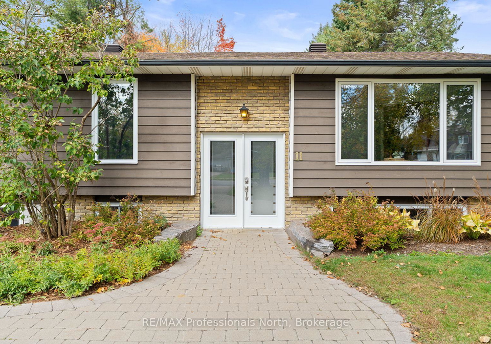 11-andrea-drive-bracebridge-ontario-x12469199